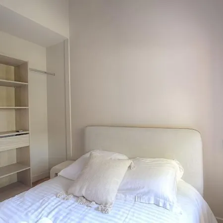Calme Et Bien Equipe, Saint-didier Appartement *